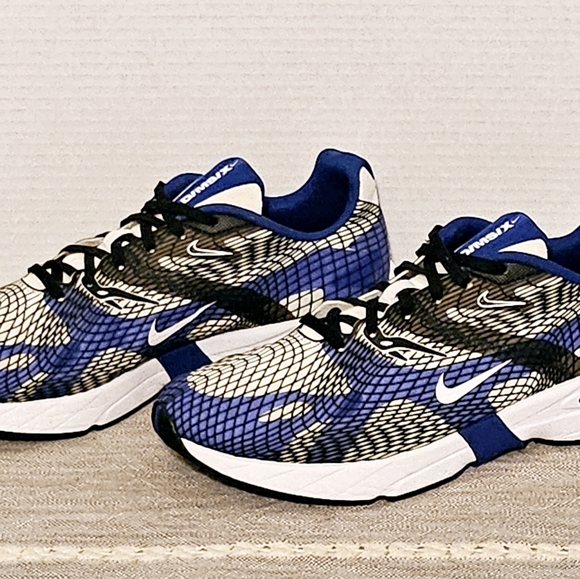 Nike Ghoswift D/MS/X Running/Sneakers, M9.5, Like New Cond.! Wht/Racer/Blu/Blk - Picture 3 of 6